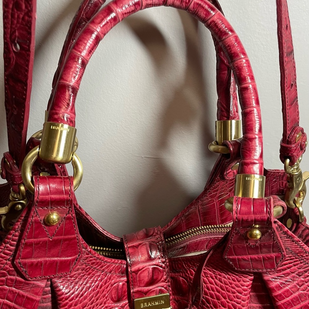 Brahmin Elisa Lg Hobo Crimson Croc-Embossed Shoulder Bag with matching wallet. - Picture 5 of 16